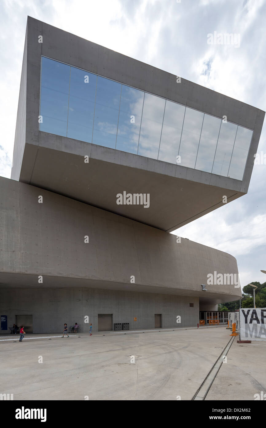 Il MAXXI - Museo Nazionale del XXI secolo arti, Roma, Italia Foto Stock