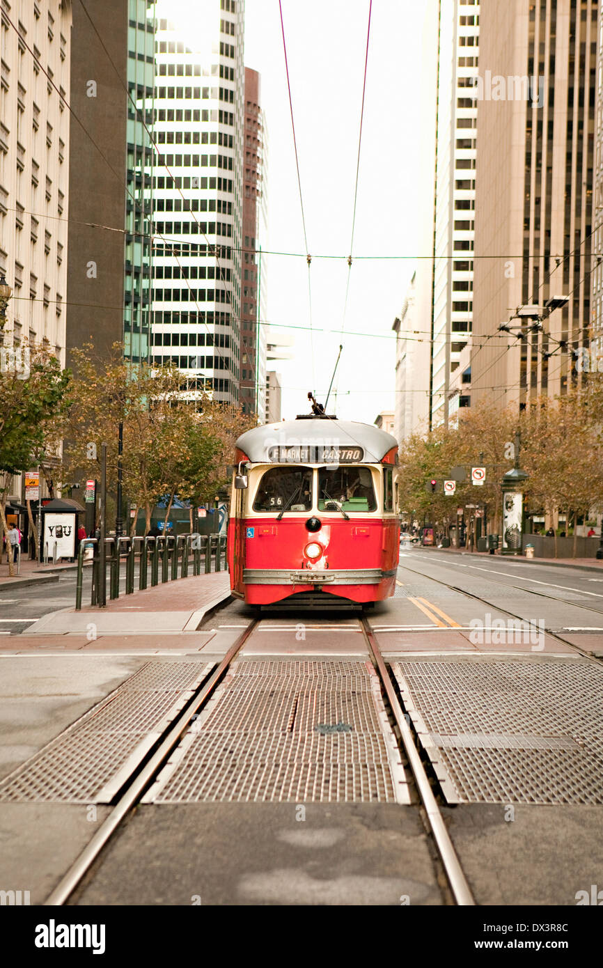 Macchina di cavo su Market Street, San Francisco, California, Stati Uniti Foto Stock