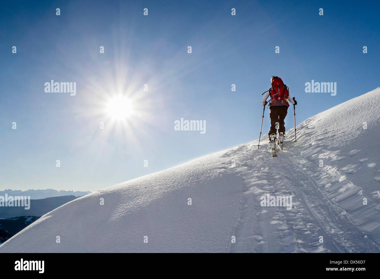 Sci escursionista salita al Seespitz, Alto Adige, Italia Foto Stock