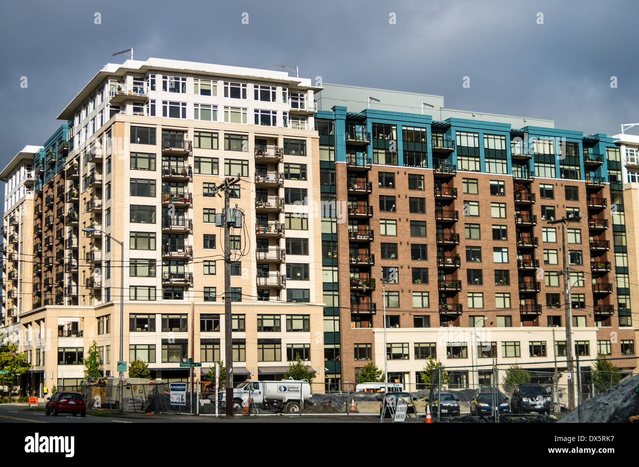 Moderni edifici di appartamenti nel centro di Seattle Washington Foto Stock