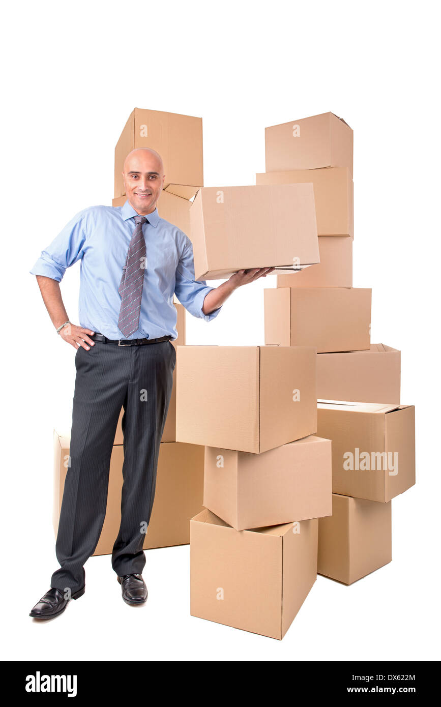 Happy businessman con scatole di cartone Foto Stock