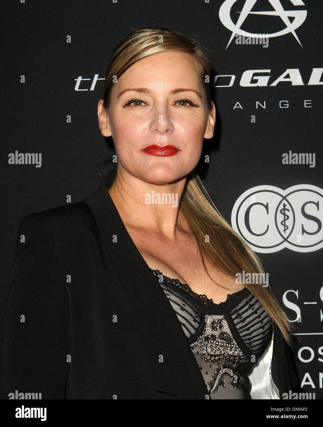 Dedee Pfeiffer Elyse Walker presenta l' ottavo annuale festa rosa ospitato da Michelle Pfeiffer al beneficio Cedars-Sinai donne programma cancro - Gli arrivi di Los Angeles, California - 27.10.12 con: Dedee Pfeiffer dove: Santa Monica, California, Stati Uniti quando: 27 Ott 2012 Foto Stock