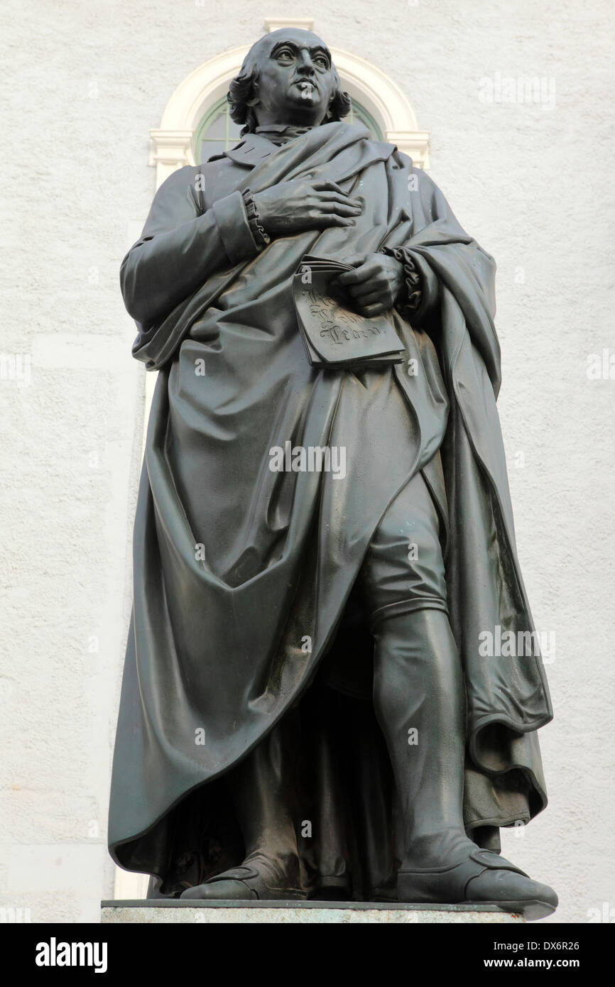 Statua di Johann Gottfried von Herder (1744 - 1803) a Weimar, Germania. Foto Stock