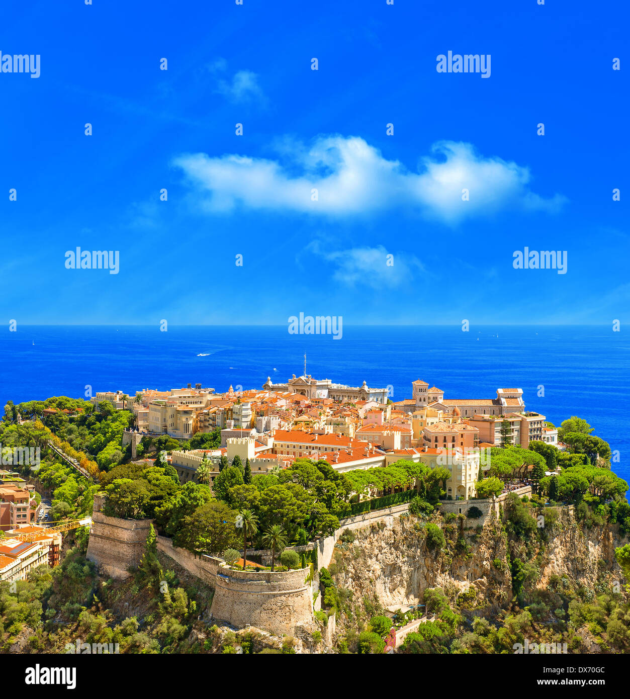 Vista panoramica di Monaco. Mare Mediterraneo paesaggio. Riviera francese Foto Stock