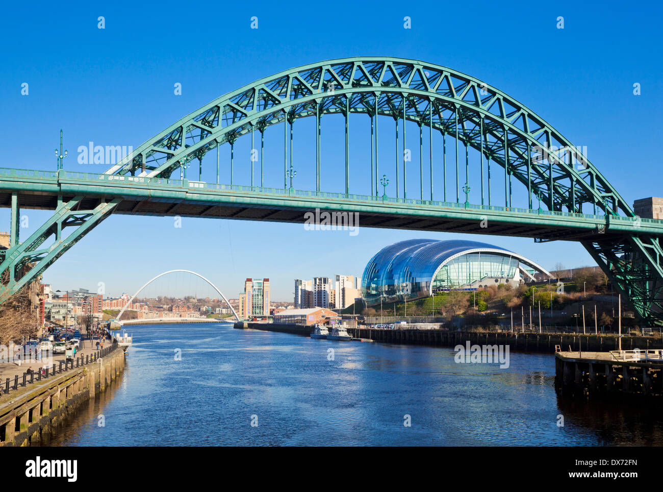 Newcastle upon Tyne skyline Gateshead Tyne ponte sul fiume Tyne Tyne and Wear Tyneside Inghilterra UK GB EU Europe Foto Stock