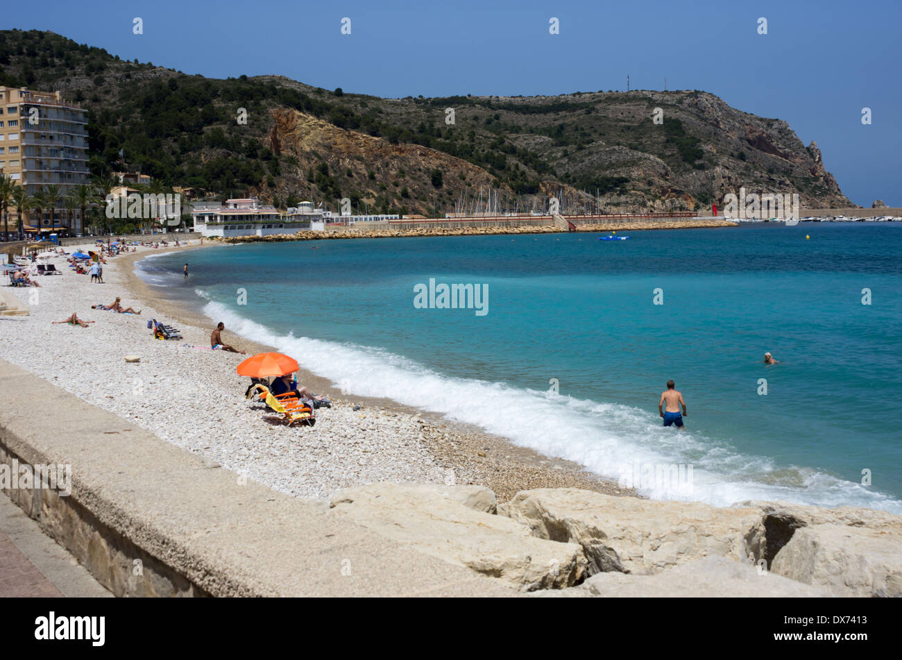 La spiaggia e il porto, Cape Saint Antony, Javea, Spagna Foto Stock
