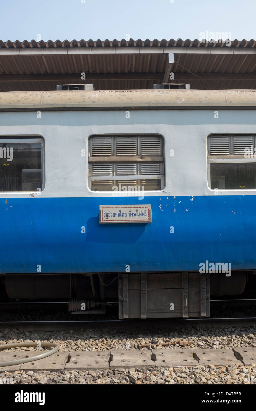 Carrello del treno in corrispondenza di Hualamphong Stazione ferroviaria a Bangkok Foto Stock