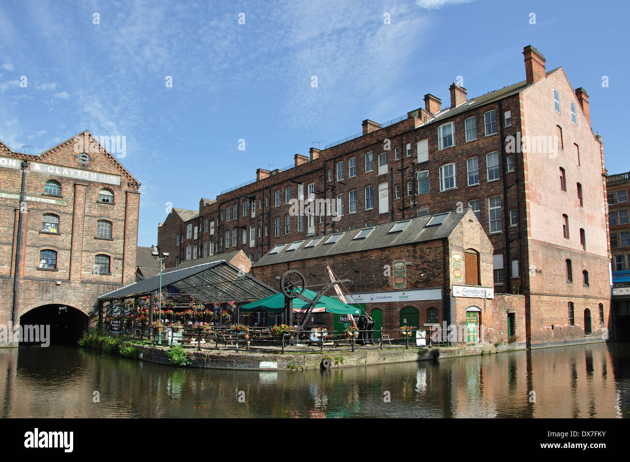 Convertite i magazzini, bacino del canale, Nottingham, Inghilterra, Regno Unito Foto Stock