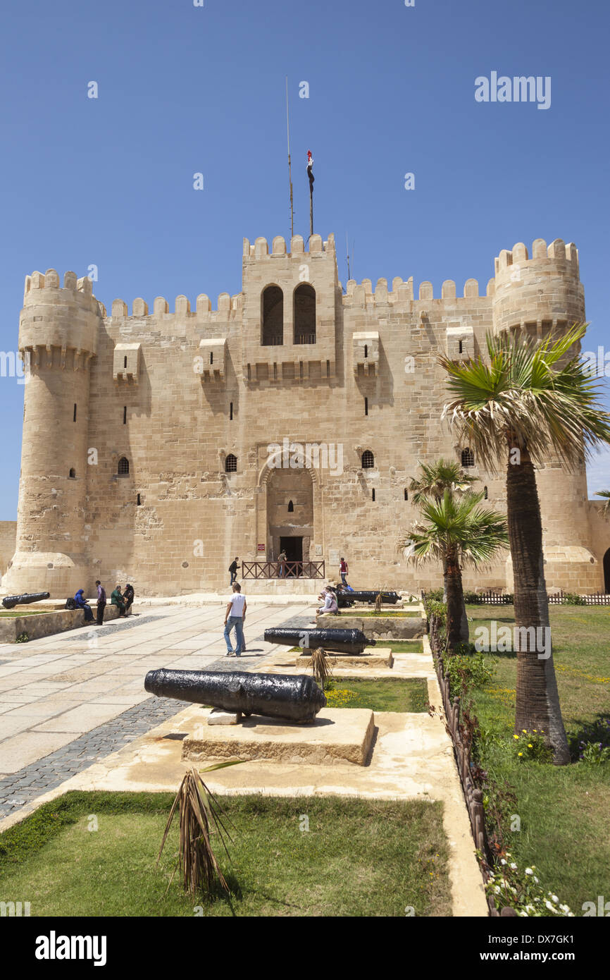 Cittadella di Qaitbay, noto anche come fortezza di Qaitbay, Alessandria, Egitto Foto Stock