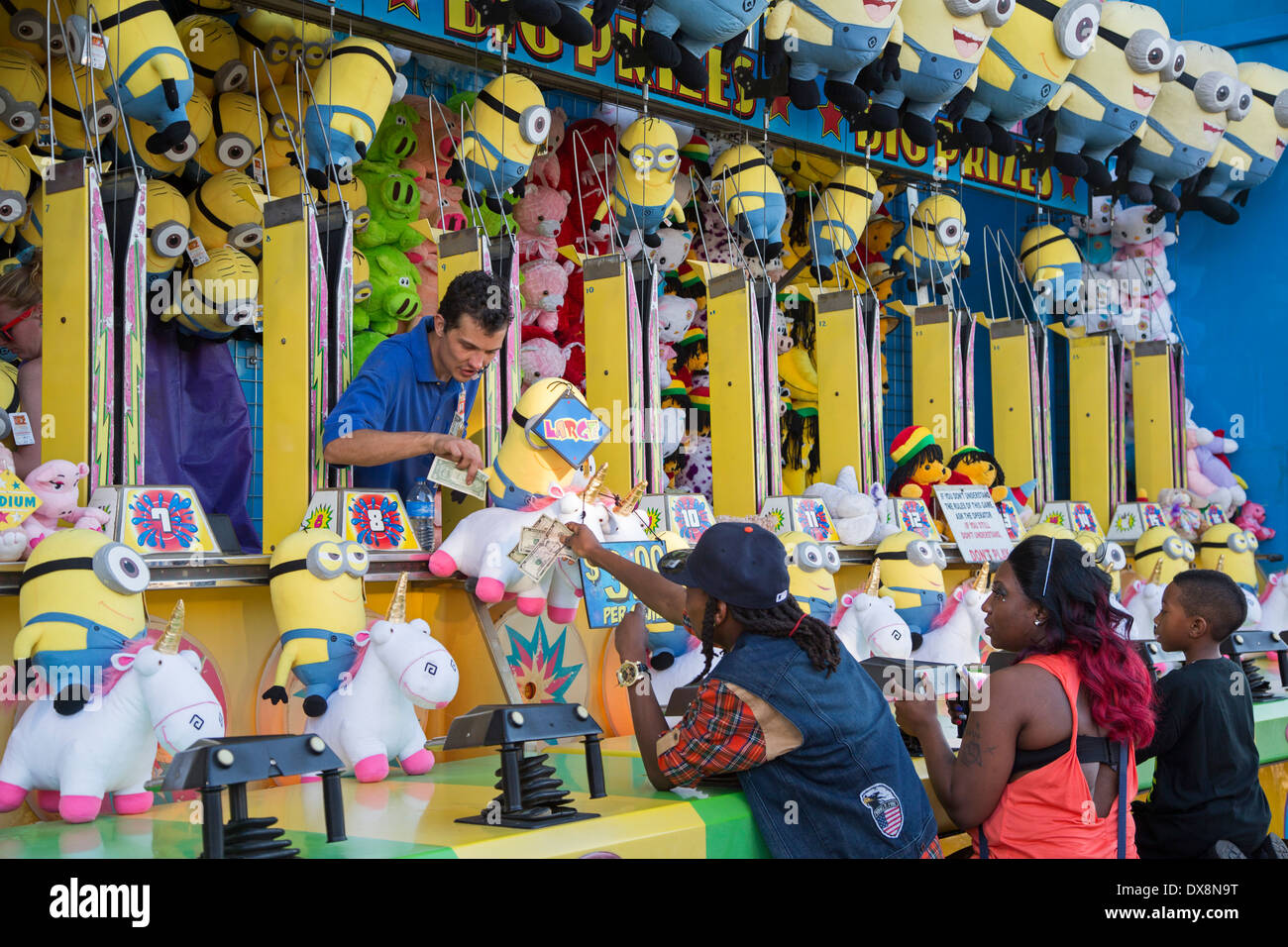 Tampa, Florida - Un gioco stand al Florida State Fair. Foto Stock