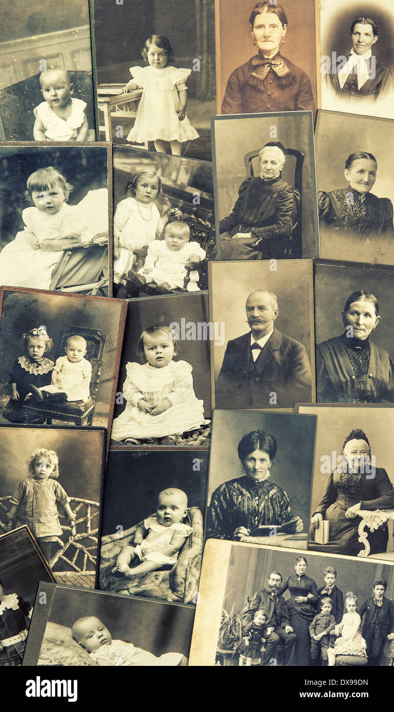 Le vecchie foto di famiglia e i genitori, il nonno e la nonna; bambini. nostalgico vintage foto da ca. 1900 Foto Stock