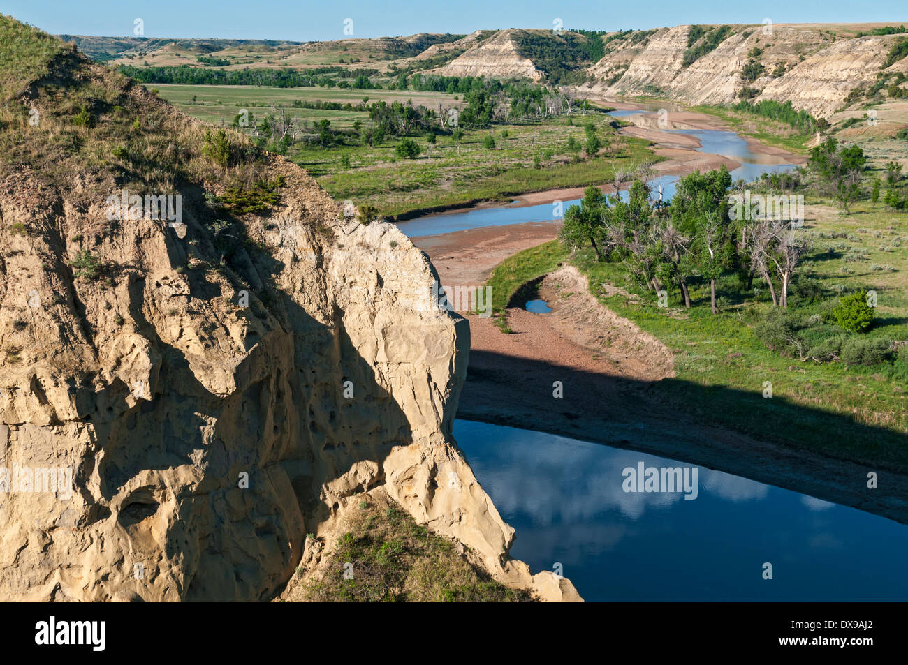 Il Dakota del Nord, Parco nazionale Theodore Roosevelt, Sud, unità di vista del piccolo fiume Missouri da Wind Canyon Trail Foto Stock