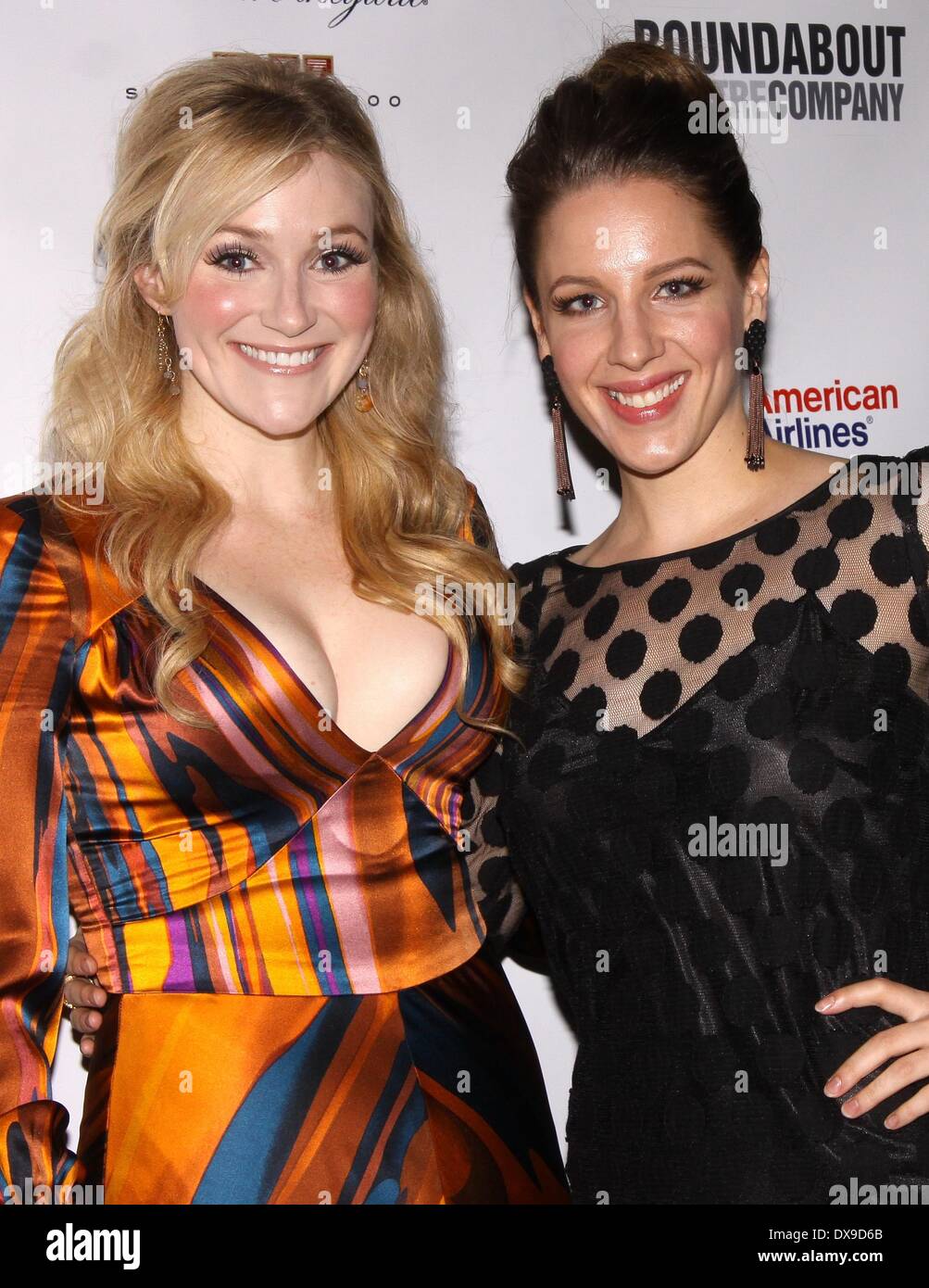 Betsy Wolfe e Jessie Mueller al dopo parte per "il mistero di Edwin Drood' presso lo Studio 54 offre: Betsy Wolfe e Jess Foto Stock
