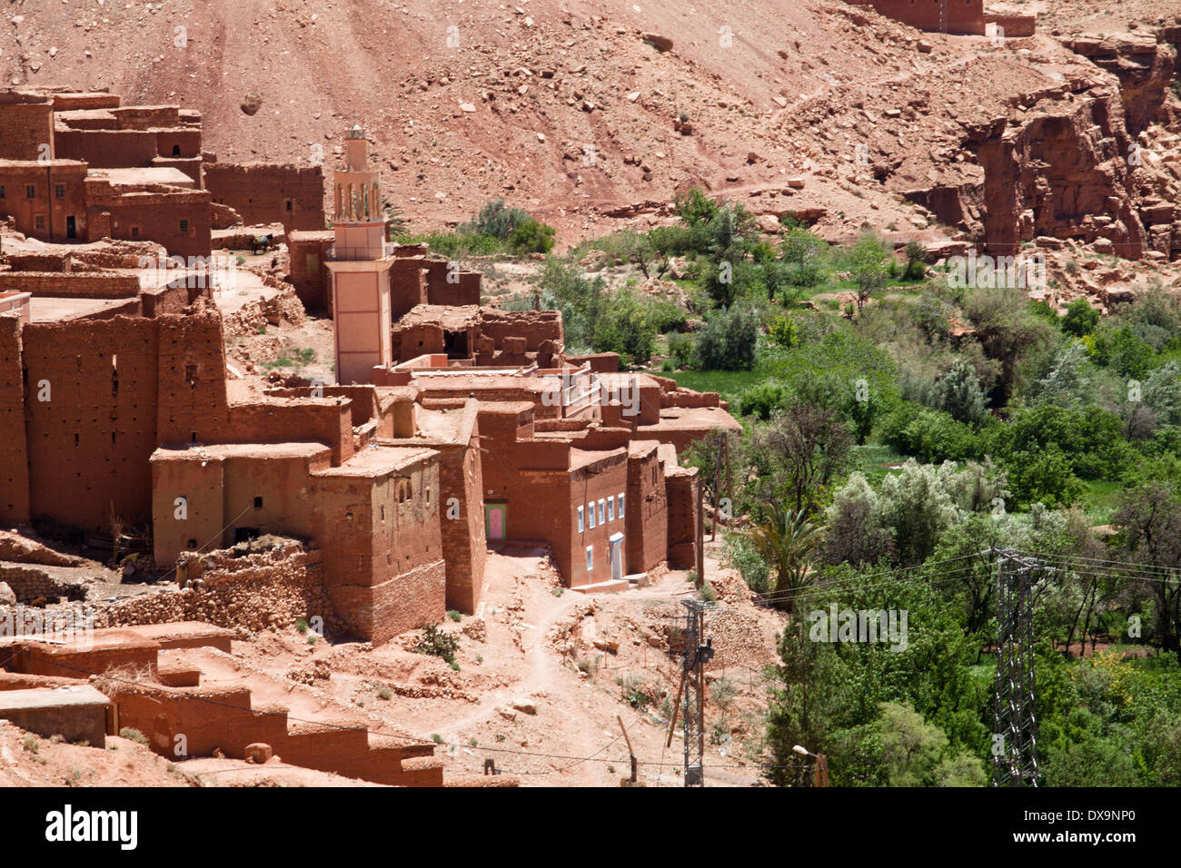 Africa, Marocco, Atlas Regione, villaggio nel bel mezzo del nulla Foto Stock