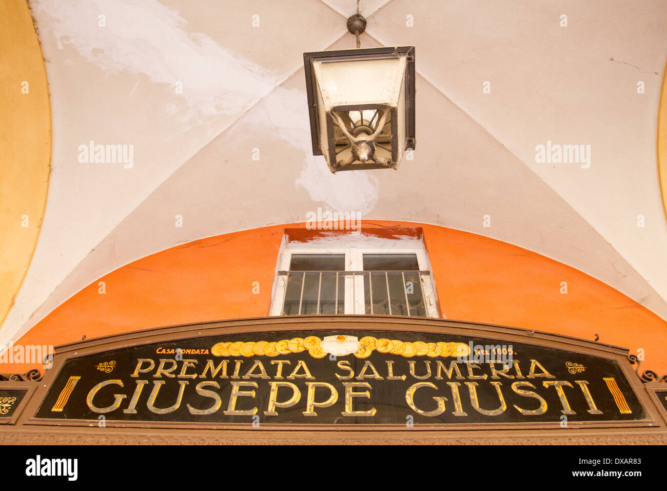 Giuseppe Giusti shop il più vecchio in Europa, Modena, Emilia Romagna, Italia Foto Stock