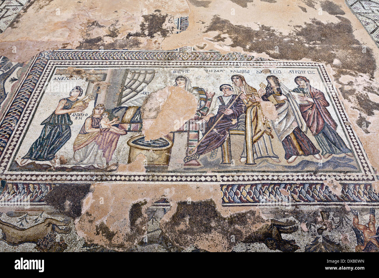 Antichi mosaici a Helenistic archeologico e sito romano a Kato Paphos a Cipro. Foto Stock