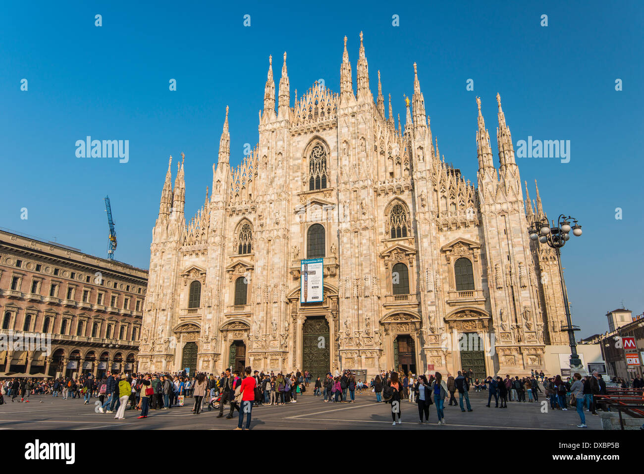 Il Duomo al tramonto, Milano, Italia Foto Stock