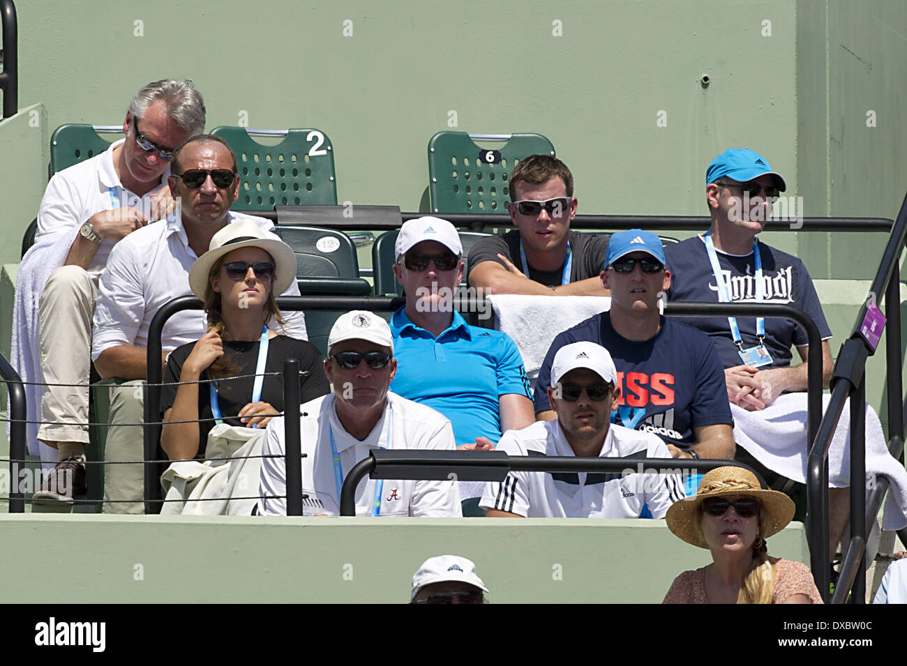 Miami, Florida, Stati Uniti d'America. 23 Mar, 2014. Key Biscayne Team Murray, compresi i vecchi pullman Ivan Lendl, nuovo allenatore Lean Smith e moglie Kim Sears, a portata di mano per guardare Andy Murray (GBR) sconfitta Feliciano Lopez (ESP) 64, 61 durante il loro 2° round corrisponde al 2014 Sony Open Tennis Tournament. (Foto di Andrea, Patrono) Credito: Andrea, Patrono/ZUMAPRESS.com/Alamy Live News Foto Stock