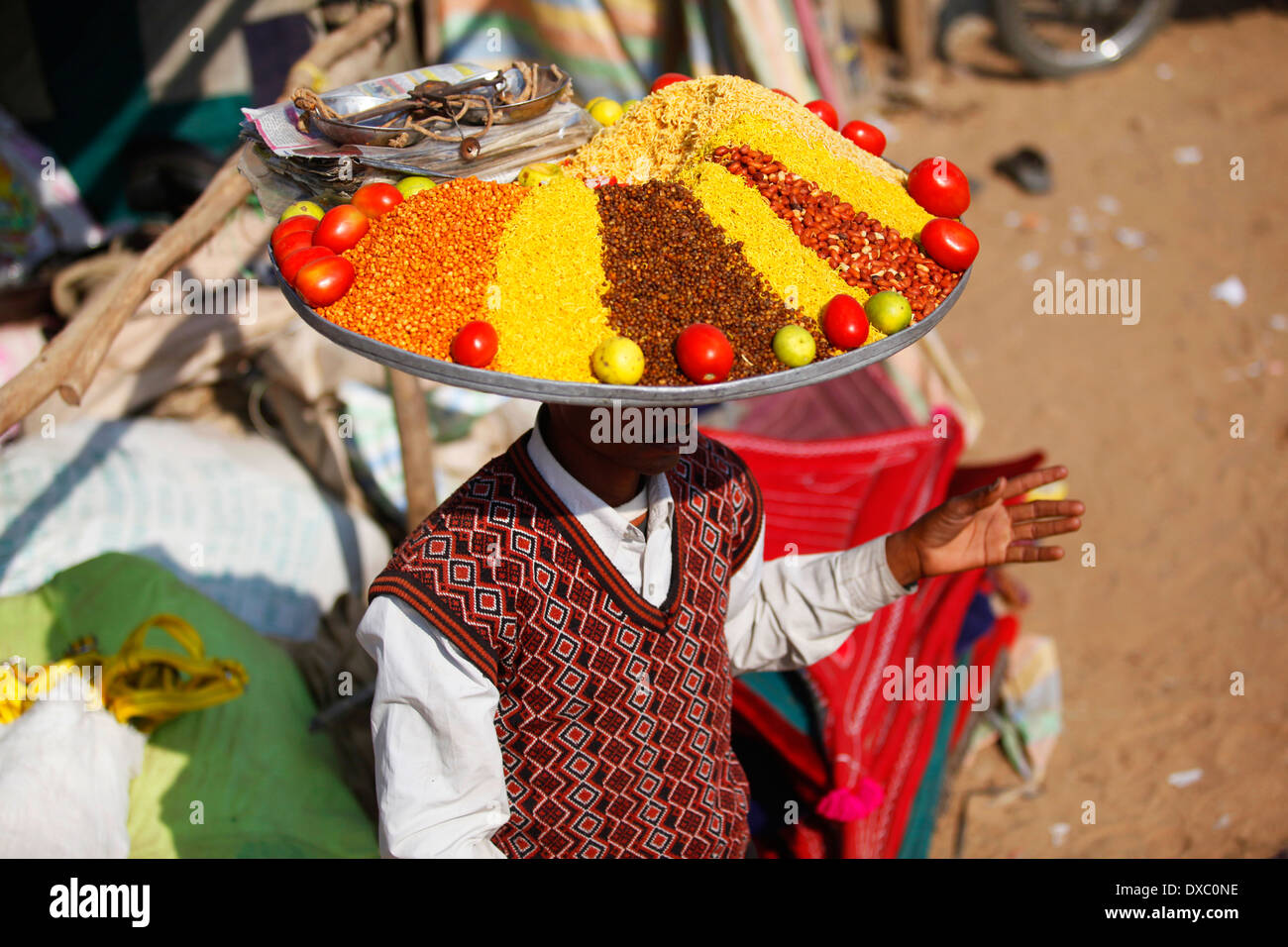 Frutta secca in vendita presso il 'Pushkar Camel Fair'. Rajasthan, India. Foto Stock