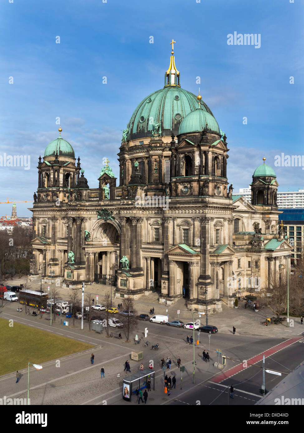 Gli ornati vecchia cattedrale Berliner Dom nel centro della città di Berlino Germania Foto Stock