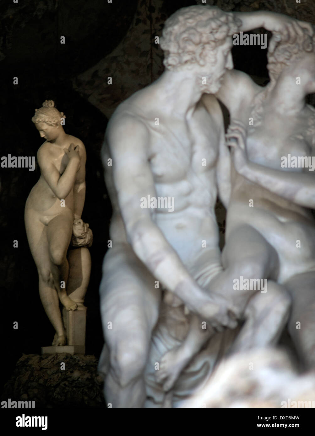 Una scultura della Venere di balneazione in la Grotta del Buontalenti, in Palazzo Pitti, Firenze Foto Stock