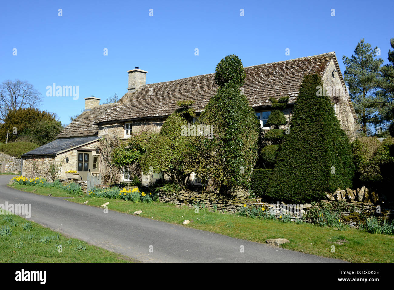 Pittoresche Cotswold cottage a Eastleach Martin, Gloucestershire, Inghilterra Foto Stock