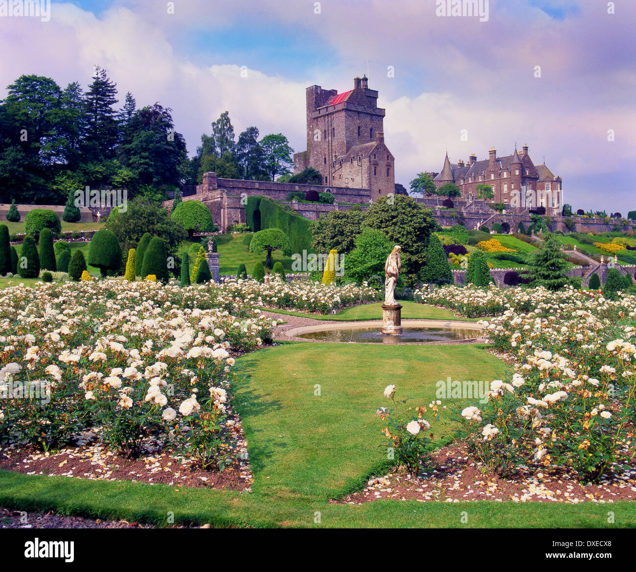 Drummond Castello e i terreni vicino a Crief, Perthshire Foto Stock