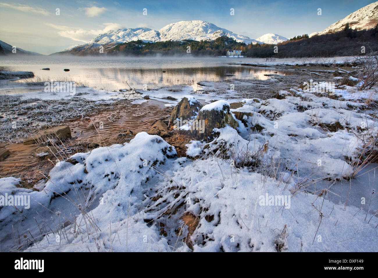 Scena invernale sulle rive di Loch Shiel, Glenfinnan, Lochaber. Foto Stock