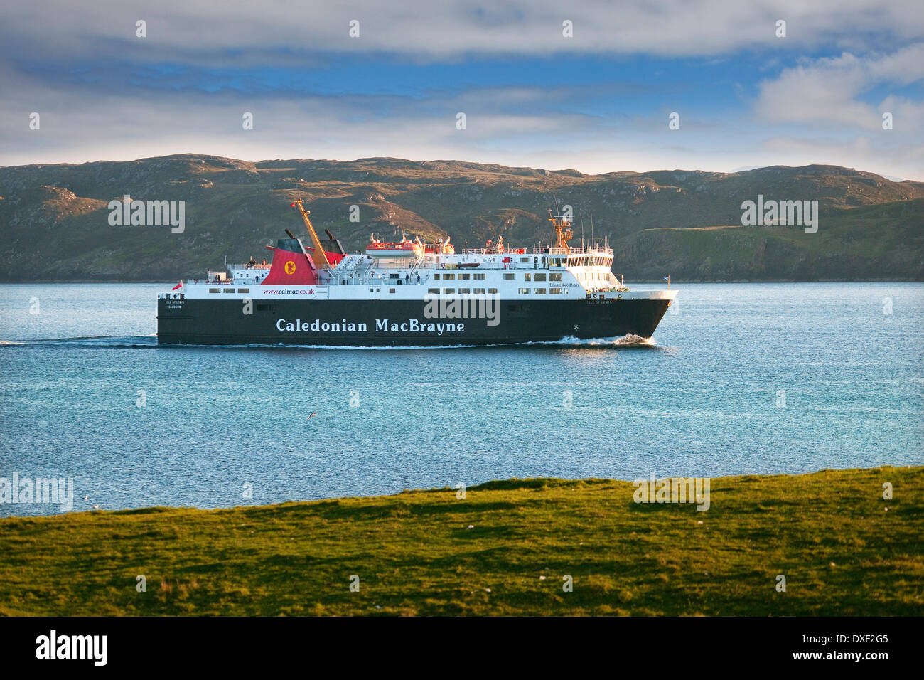 Caledonian macbrayne-traghetto "isola di Lewis arriva a Stornoway harbour da Ullapool.Stornoway,lewis,esterni-Ebridi. Foto Stock