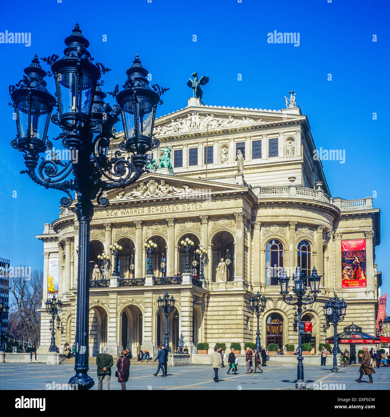 Old opera house, Opernplatz square, Frankfurt am Main, Hesse, Germania, Europa Foto Stock