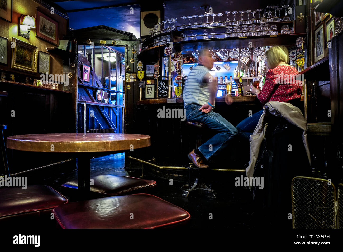 L'interno del centro storico di agnello e bandiera public house in Covent Garden di Londra. Foto Stock