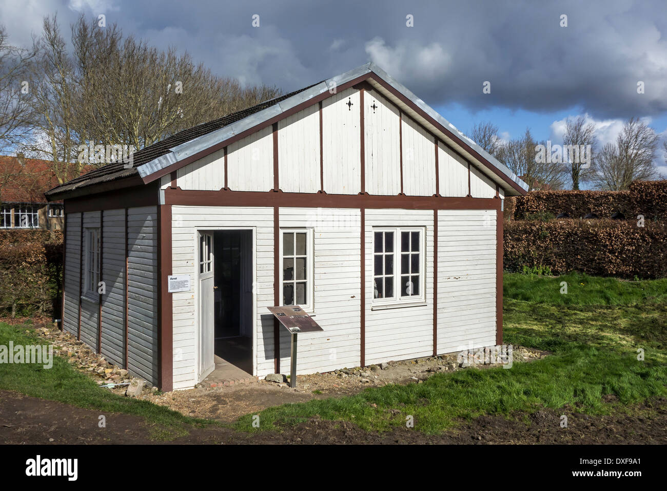 WWI baracca di legno usato come prefabbricato casa temporanea per la prima guerra mondiale una vittime civili, Fiandre Occidentali, Belgio Foto Stock