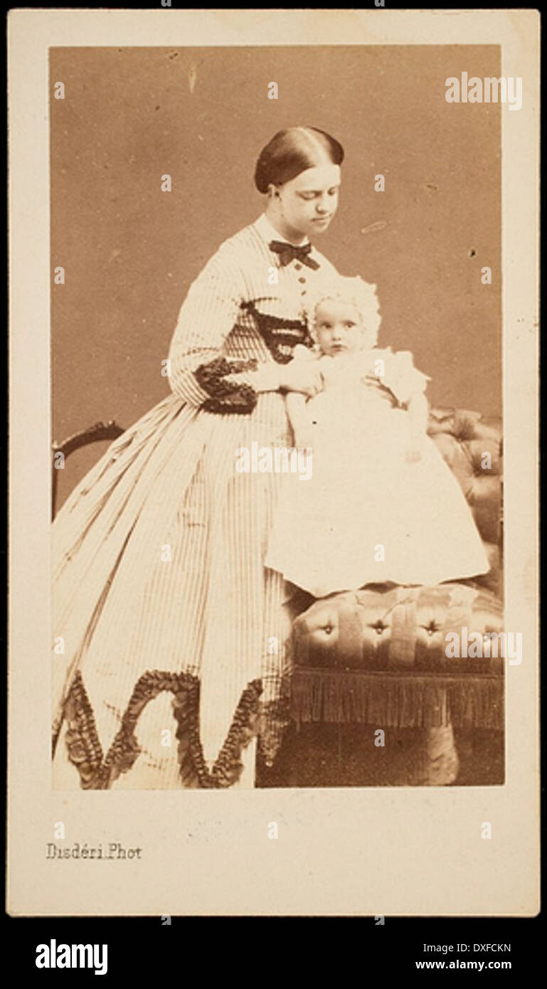 La principessa Clotilde e baby (probabilmente Napolèon Victor Bonaparte, nato 1862) Foto Stock