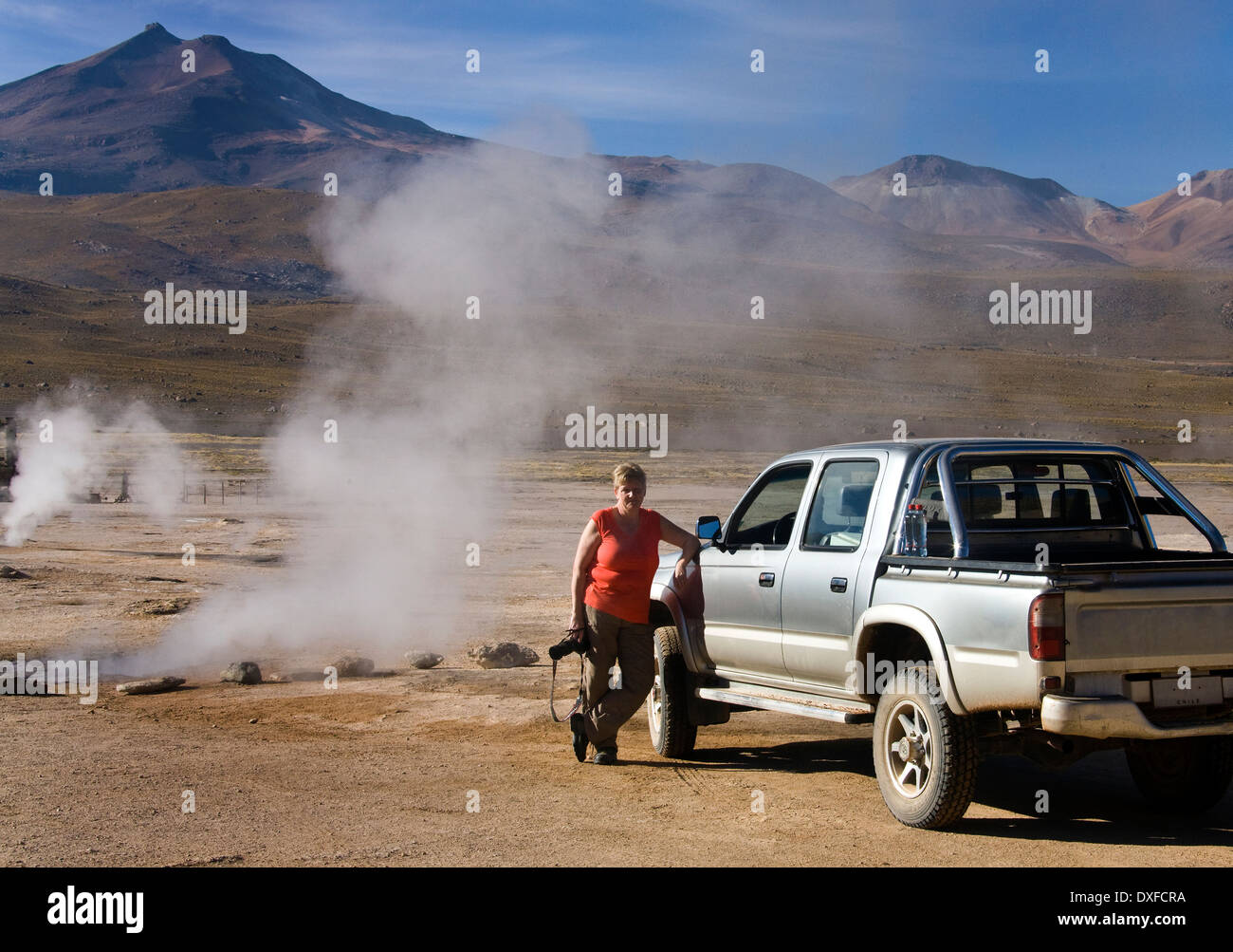 Turismo a El Tatio geyser nel deserto di Atacama nel Cile (Modello rilasciato) Foto Stock