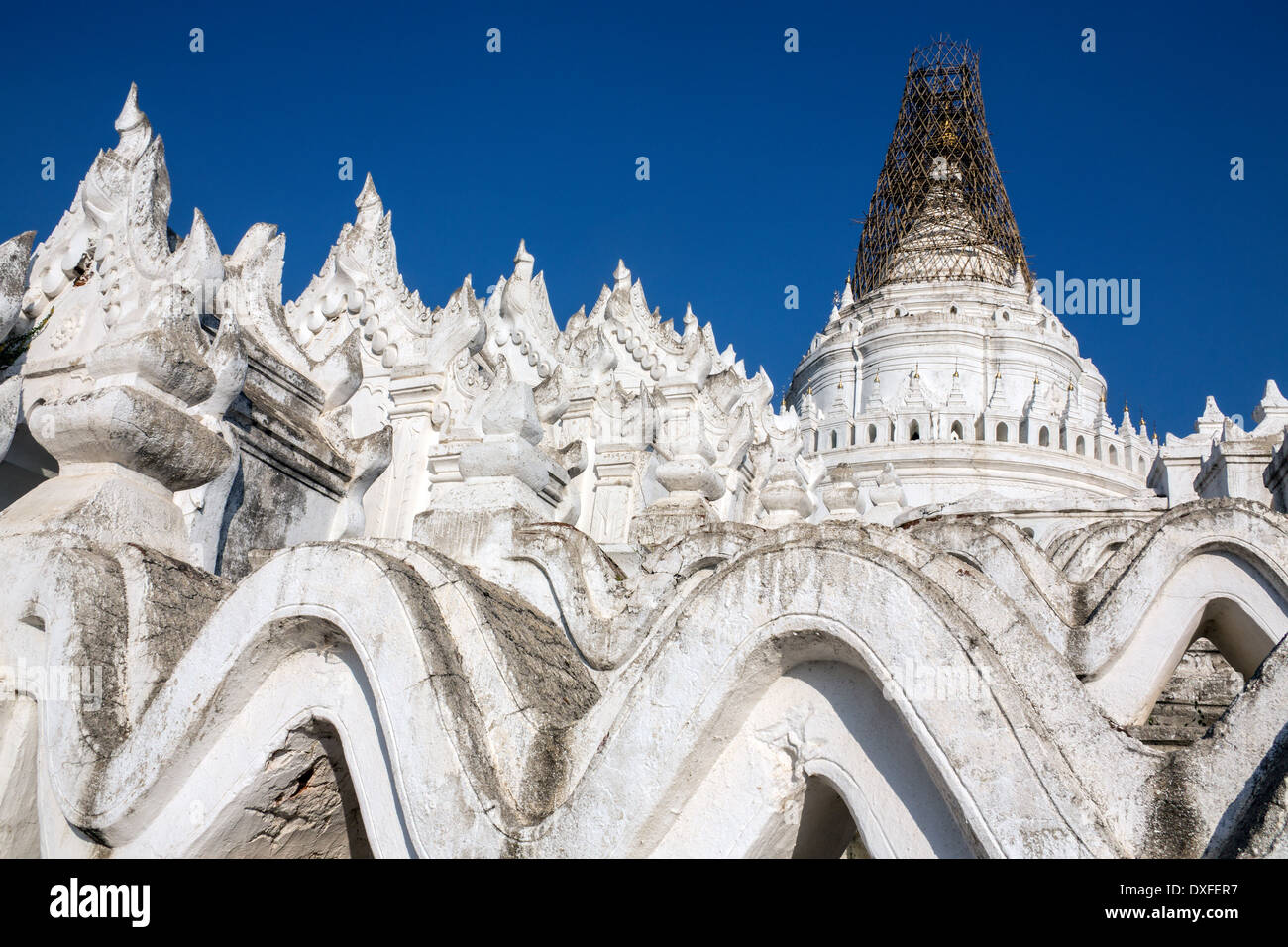 Hsinbyume o Pagoda Myatheindan a Mingun vicino a Mandalay in Myanmar (Birmania). Date dal 1816. Foto Stock