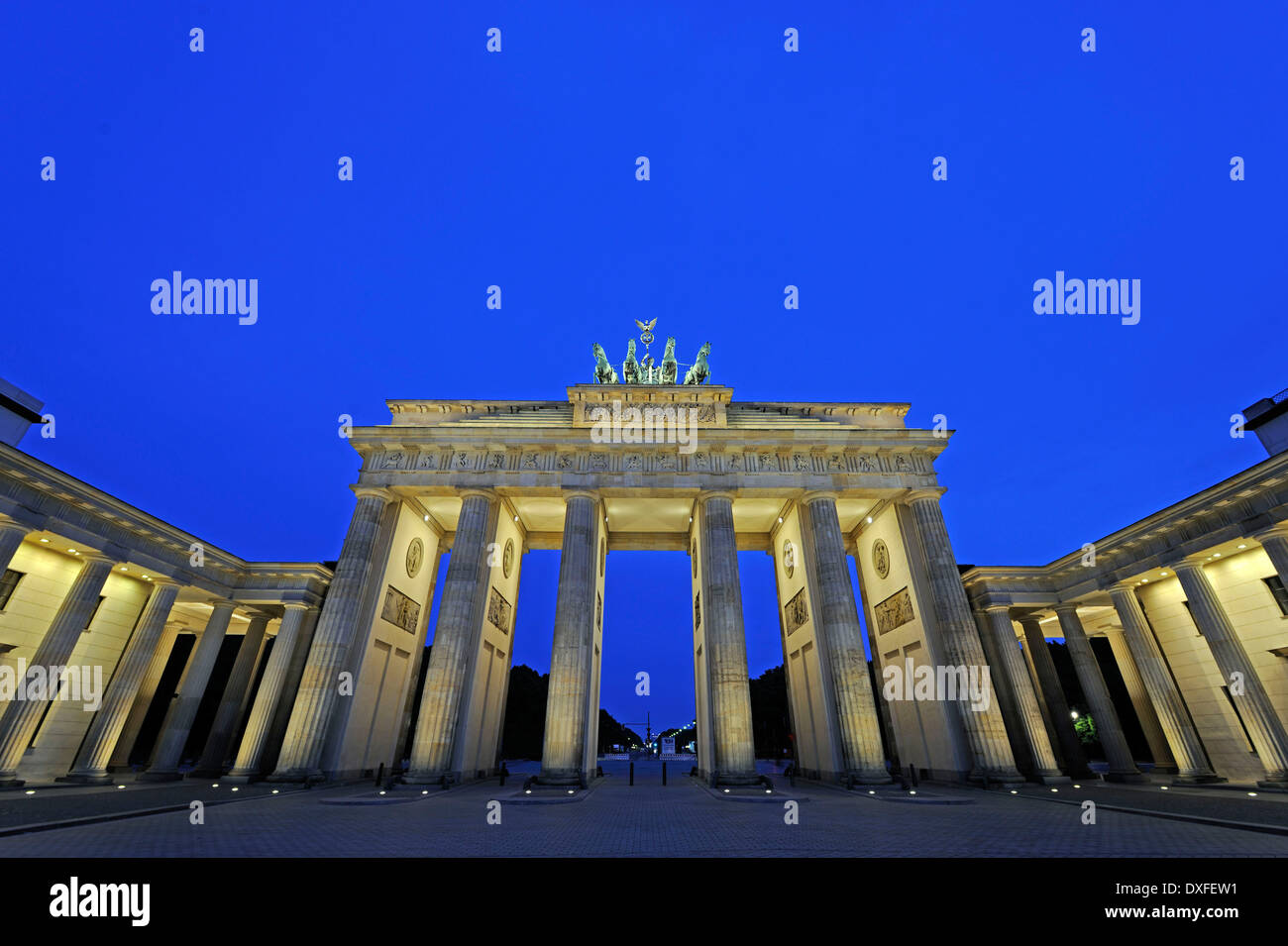 La Porta di Brandeburgo, Berlino, Germania / Brandenburger Tor Foto Stock