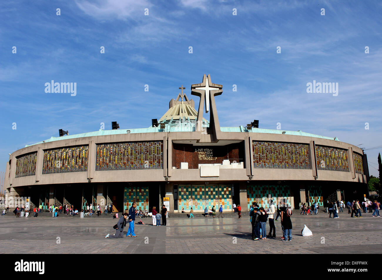 Il nuovo Basiilica de Guadalupe, Città del Messico, Messico Foto Stock