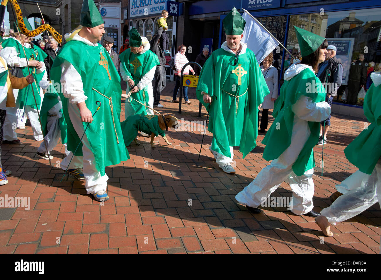 Il giorno di San Patrizio parade Derby Inghilterra Regno Unito Foto Stock