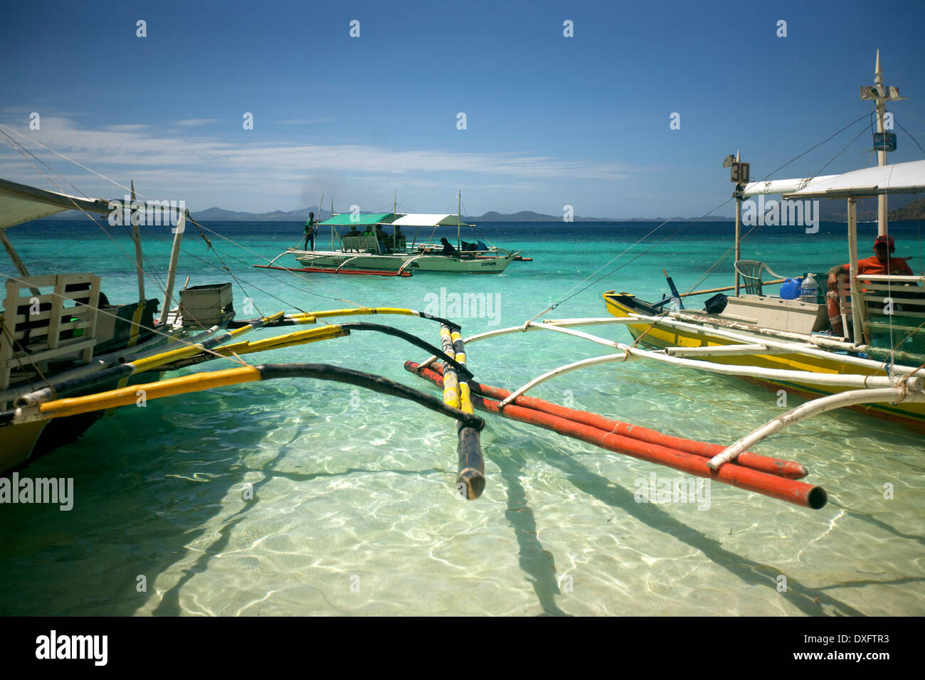 Barche in affitto nelle isole delle Filippine Foto Stock