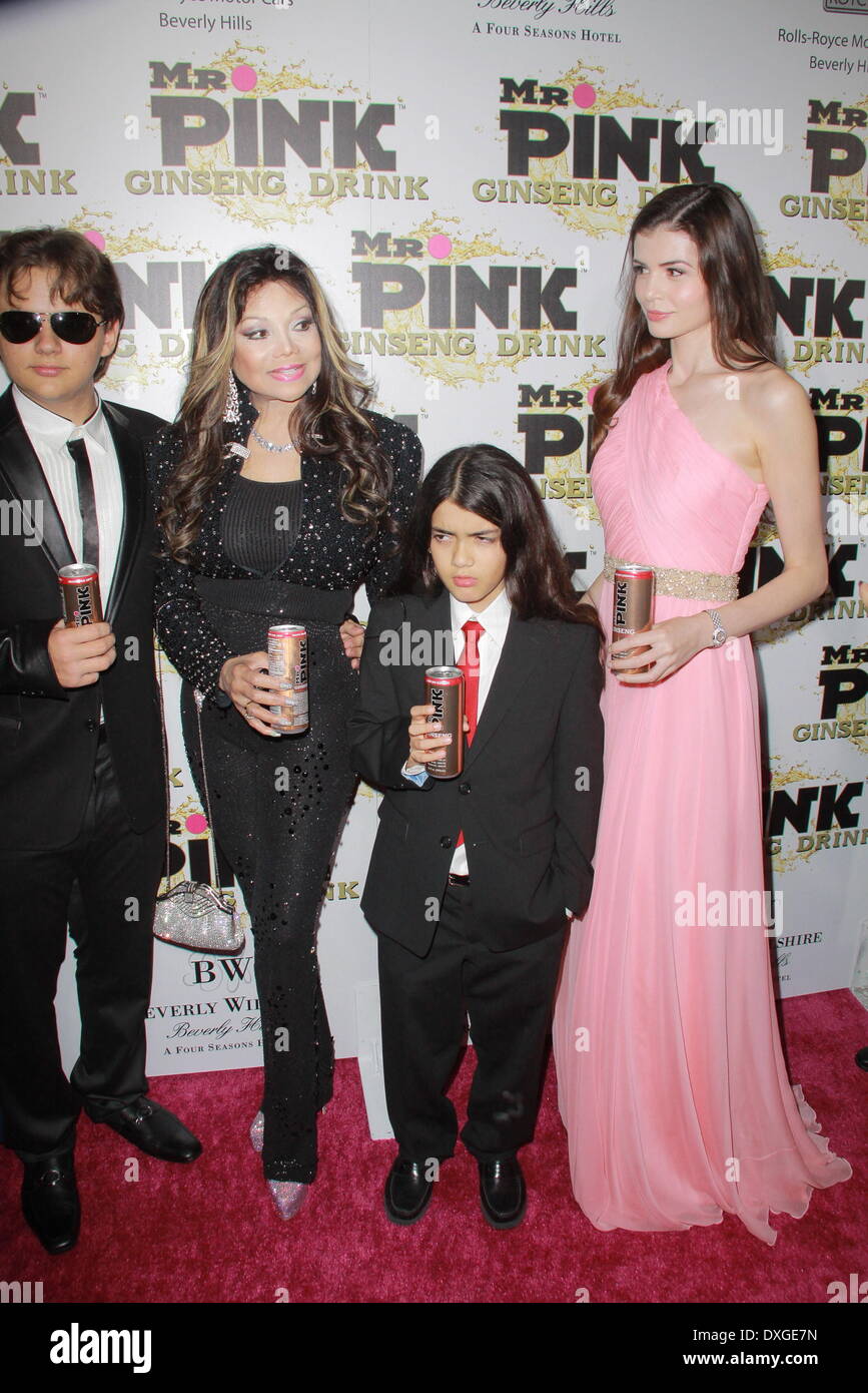 Il principe Michael Jackson, La Toya Jackson, Blanket Jackson, Monica Gabor il Sig. Rosa Ginseng Energy Drink lancio presso il Beverly Wilshire Hotel - Gli arrivi di Los Angeles, Calfornia- 11.10.12 dotate: Prince Michael Jackson,La Toya Jackson,Blanket Jackson,Monica Gabor dove: california, Stati Uniti quando: 11 Ott 2012 Foto Stock