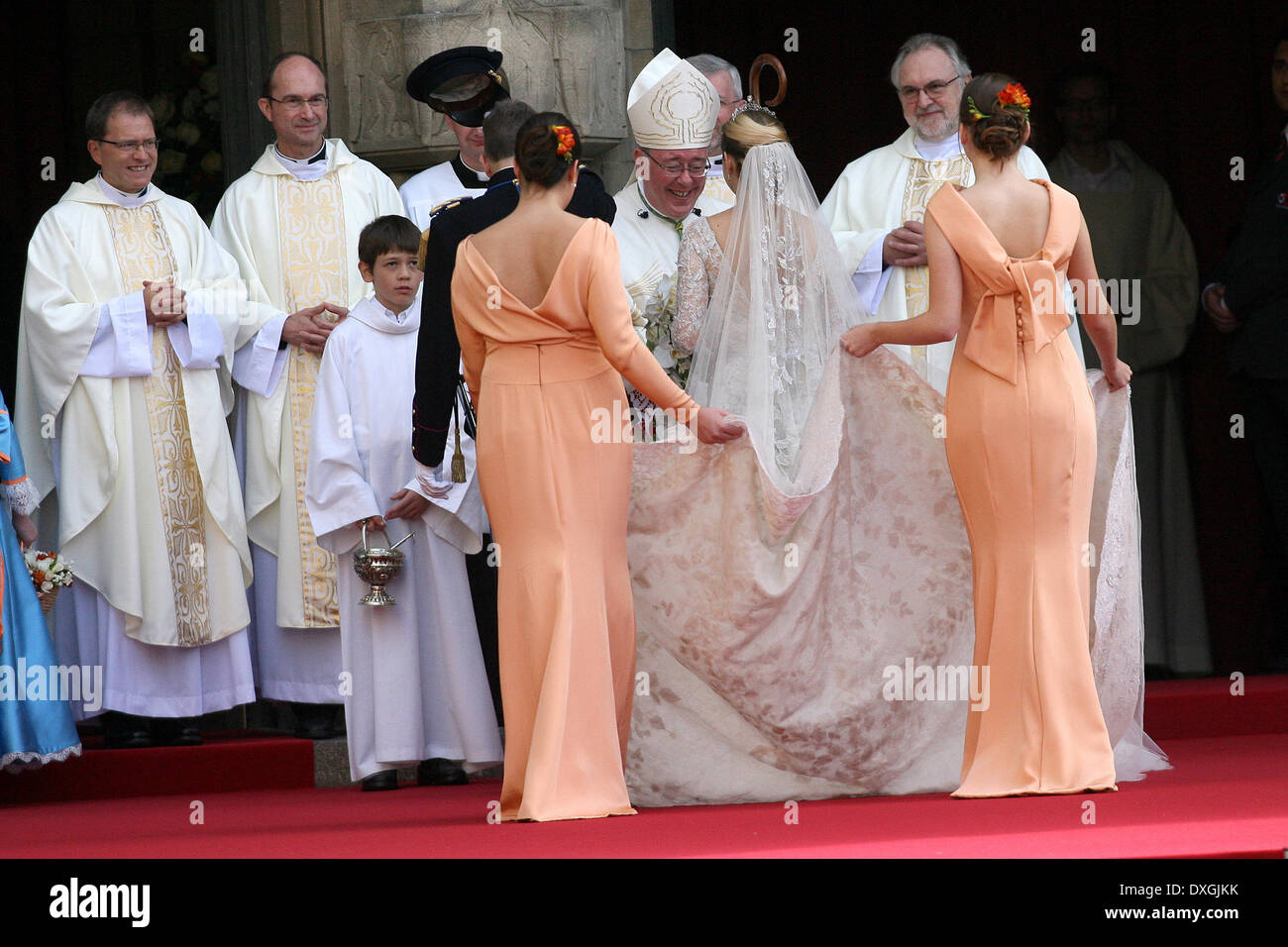 Conte Jehan de Lannoy e la Contessa Stephanie de Lannoy gazzetta nozze del principe ereditario Guillaume del Lussemburgo e la Contessa Stephanie de Lannoy presso la Cattedrale di Nostra Signora di Lussemburgo - Lussemburgo arrivi - 20.10.12 quando: 20 Ott 2012 **o pubblicazione in Germania** Foto Stock