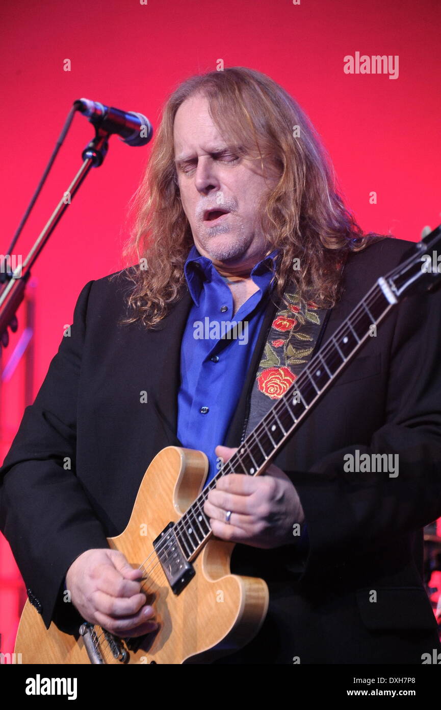 Warren Haynes collaborando per una cura xv beneficio annuo Cena e asta - spettacoli con: Warr Foto Stock