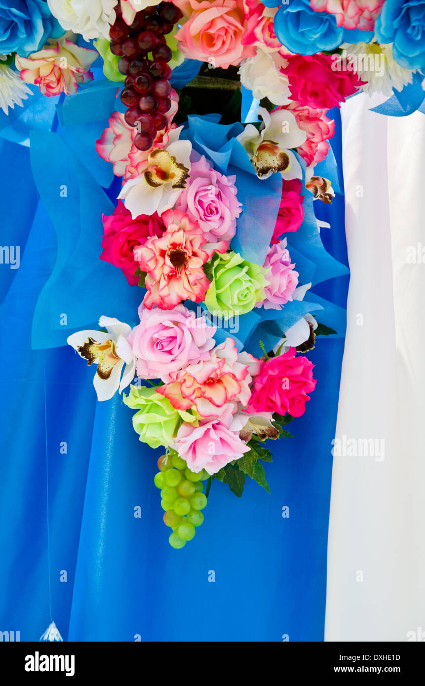 Fiori artificiali per decorazioni per matrimoni Foto Stock