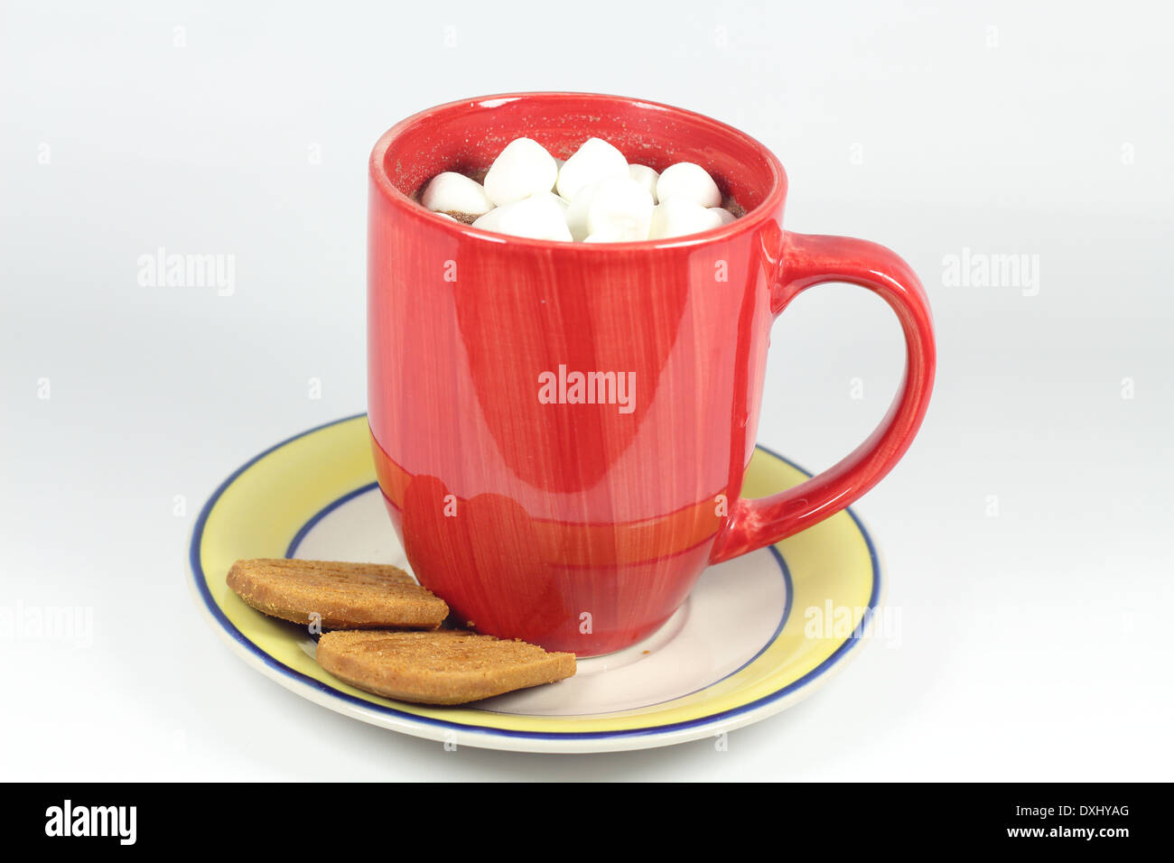 Cioccolata con biscotti e marshmallow Foto Stock