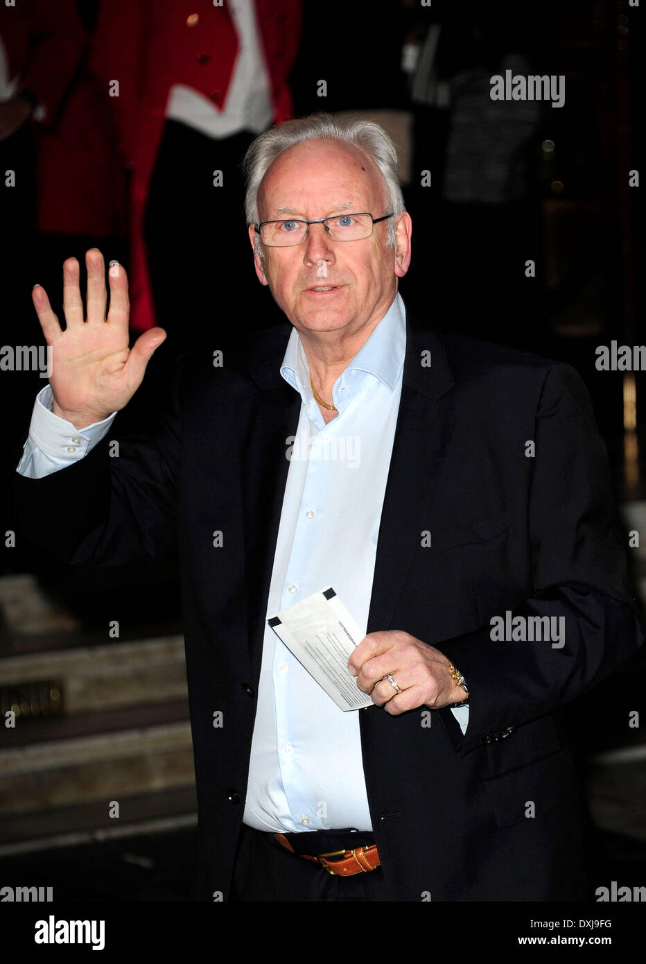 Londra, Regno Unito. Il 26 marzo 2014. Pete Waterman assiste la serata di apertura non riesco a cantare! Il fattore X musicale di Harry Hill e Steve Brown al London Palladium 26-3-14. Credito: Peter Phillips/Alamy Live News Foto Stock
