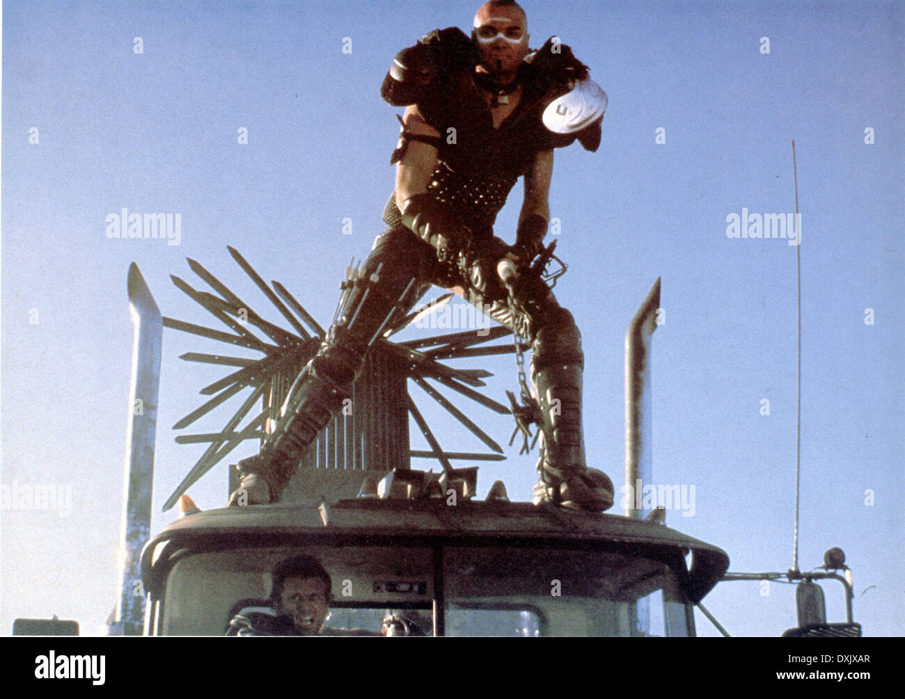 MAD MAX 2: il guerriero della strada (AUS 1981) KENNEDY MILLER PROCESSO DI PRODU Foto Stock
