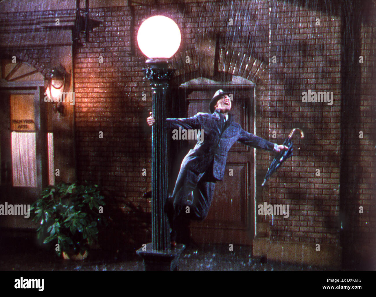cantando sotto la pioggia singin in the rain