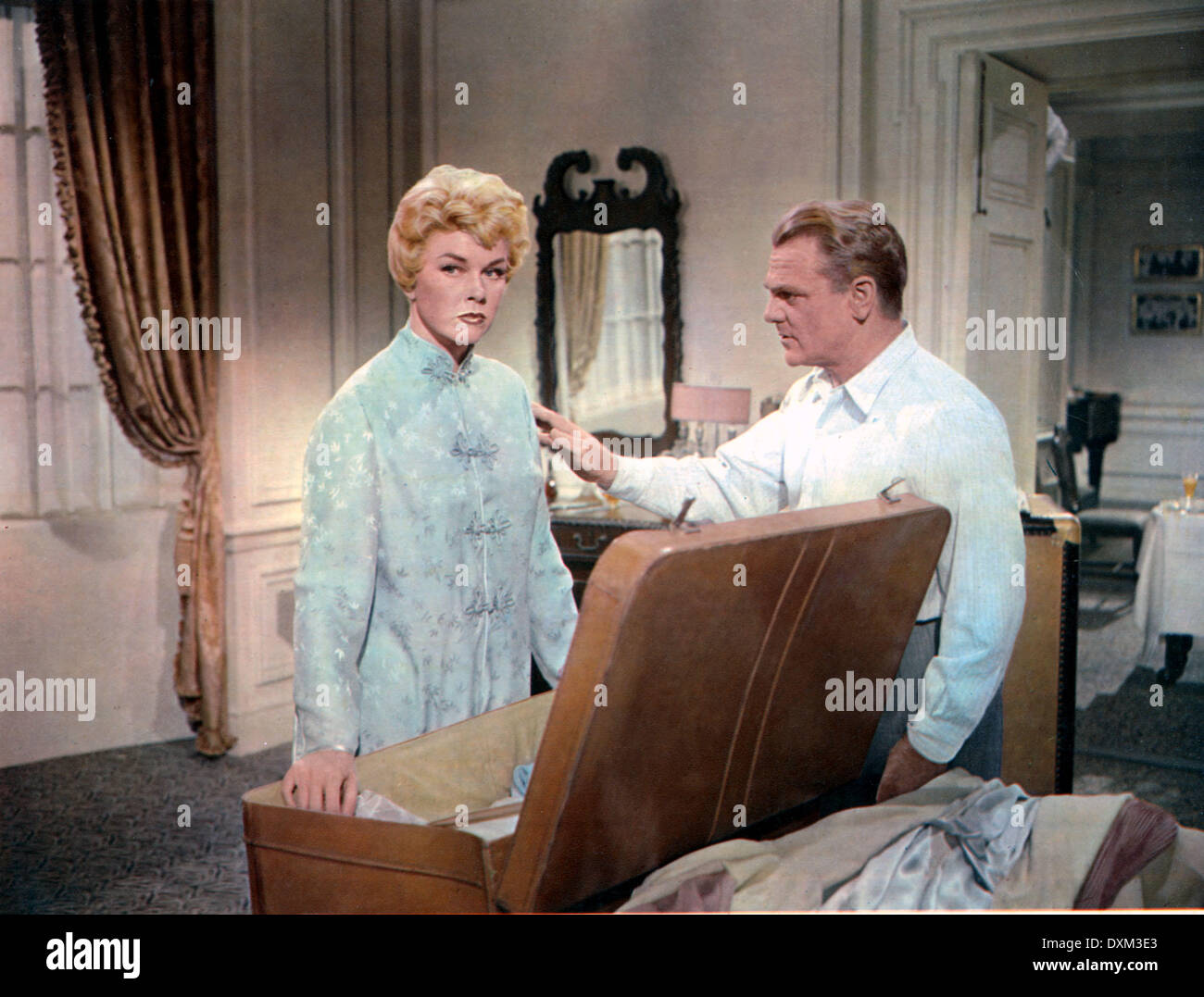 LOVE ME O LASCIARE ME Foto Stock