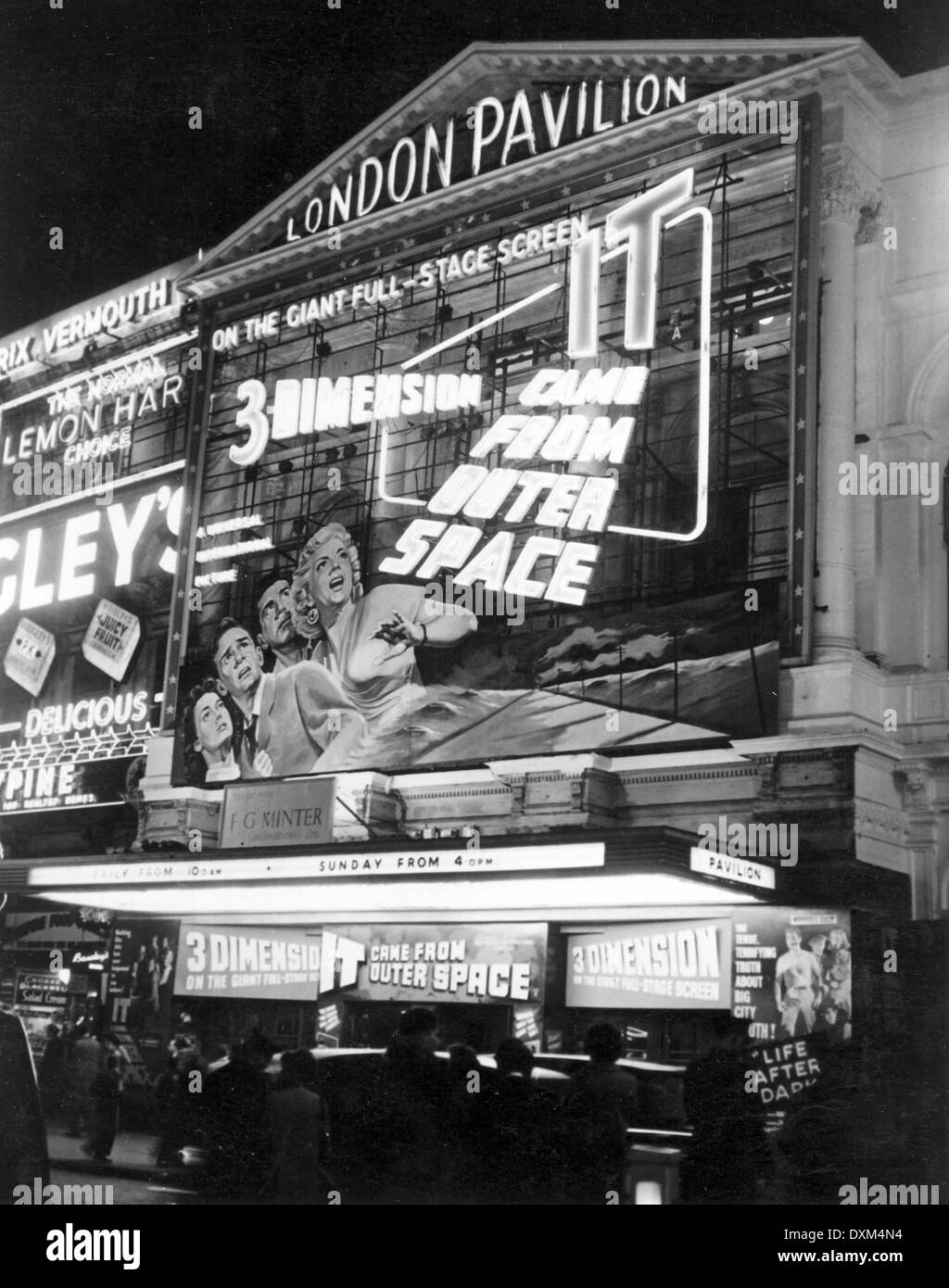 PREMIERE di esso è venuto dallo spazio esterno Foto Stock