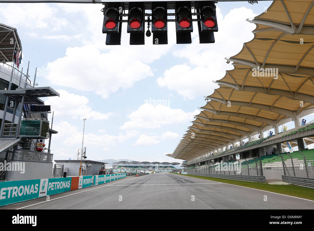 Sepang International Circuit, Kuala Lumpur, Malesia. Il 27 marzo, 2014. Motorsports: FIA Formula One World Championship 2014, il Gran Premio della Malesia, la luce rossa, Ampel, semaforo, segnale Credito: dpa picture alliance/Alamy Live News Foto Stock